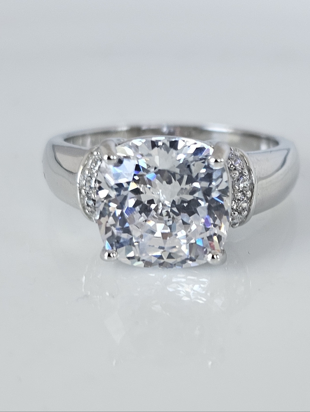 Stunning 100 Facet Diamond Simulant 5.65 Carats Cushion Cut Sterling Silver Sz 8